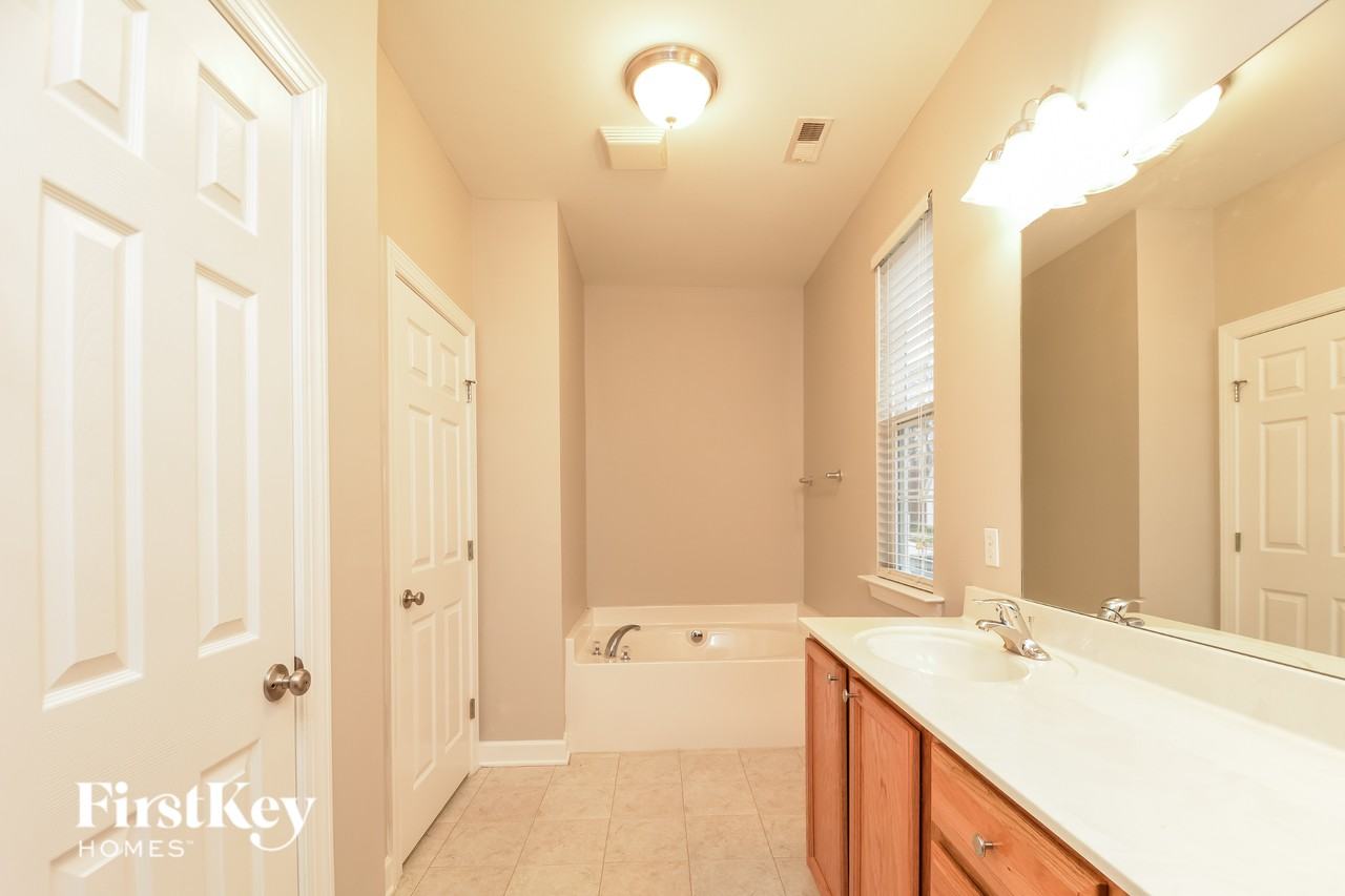 2123 Gillwell Ln - Photo 6 of 15