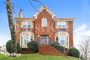 featured image of 1513 Oak Park Dr