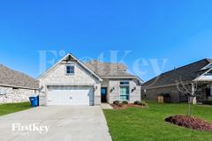 215 Brazos Dr - Photo 1 of 1