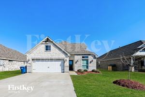 featured image of 215 Brazos Dr