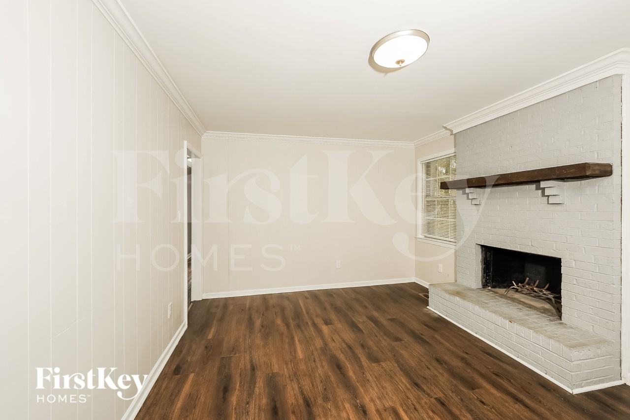 1133 Caribbean Cir - Photo 7 of 16