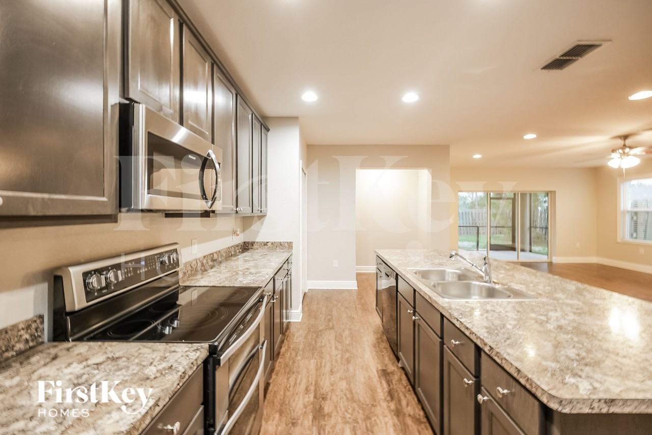 97 Orlando Blvd - Photo 7 of 16