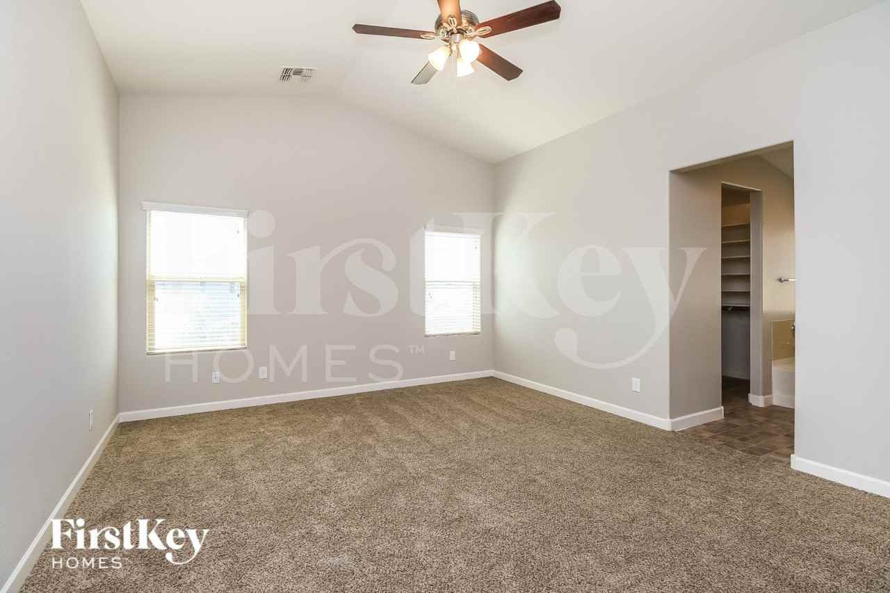 5005 E Iolite St - Photo 7 of 15