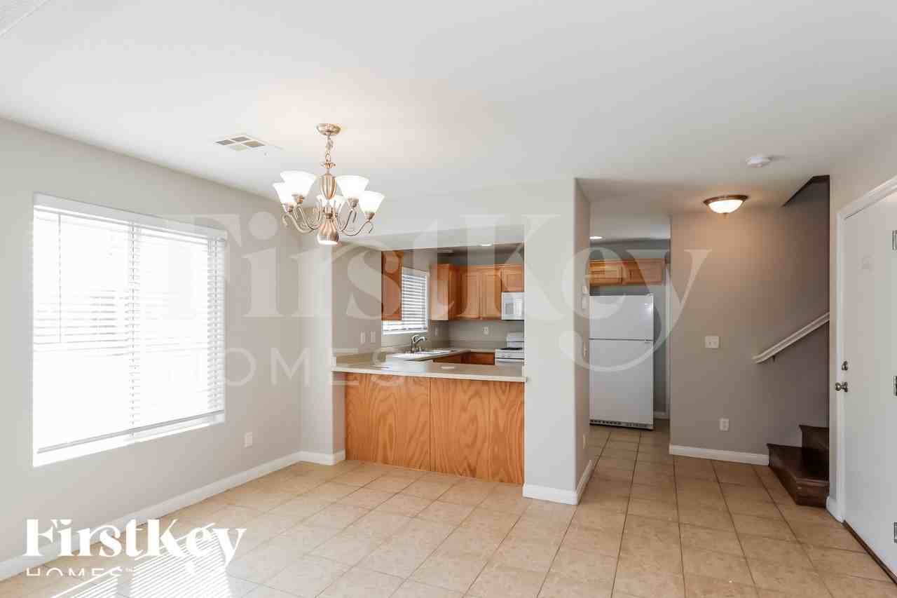 6920 Dancing Cloud Ave - Photo 7 of 16