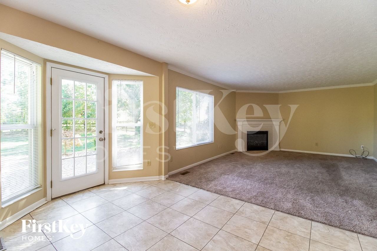 4596 Ellsberry Ct - Photo 2 of 15