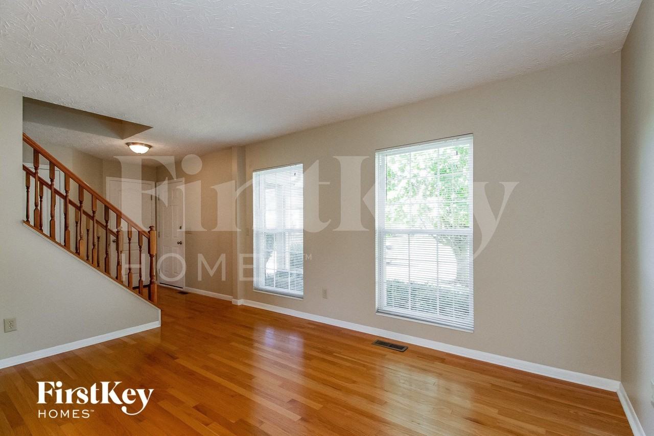 4596 Ellsberry Ct - Photo 3 of 15