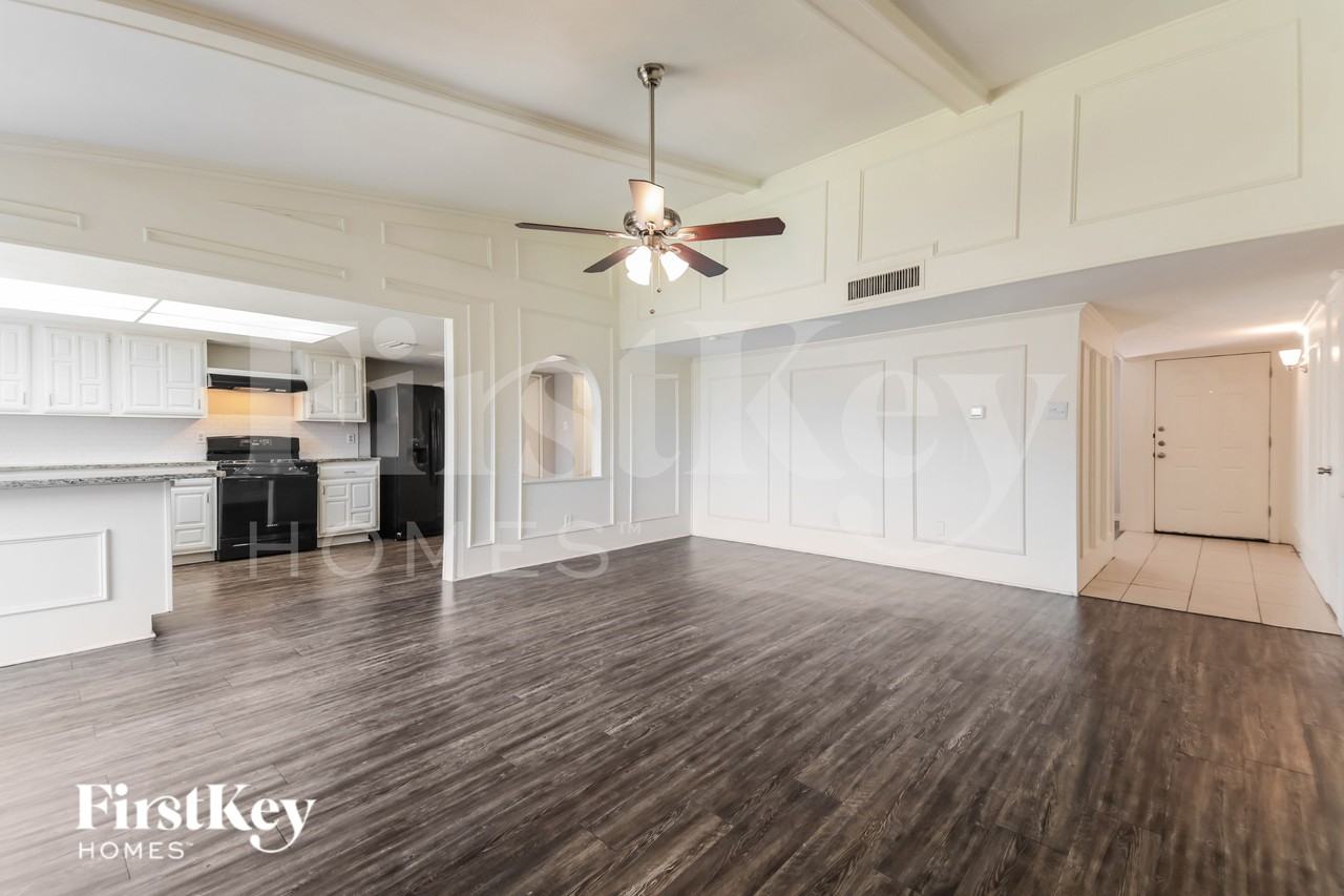 3729 Dumas Trl - Photo 3 of 20