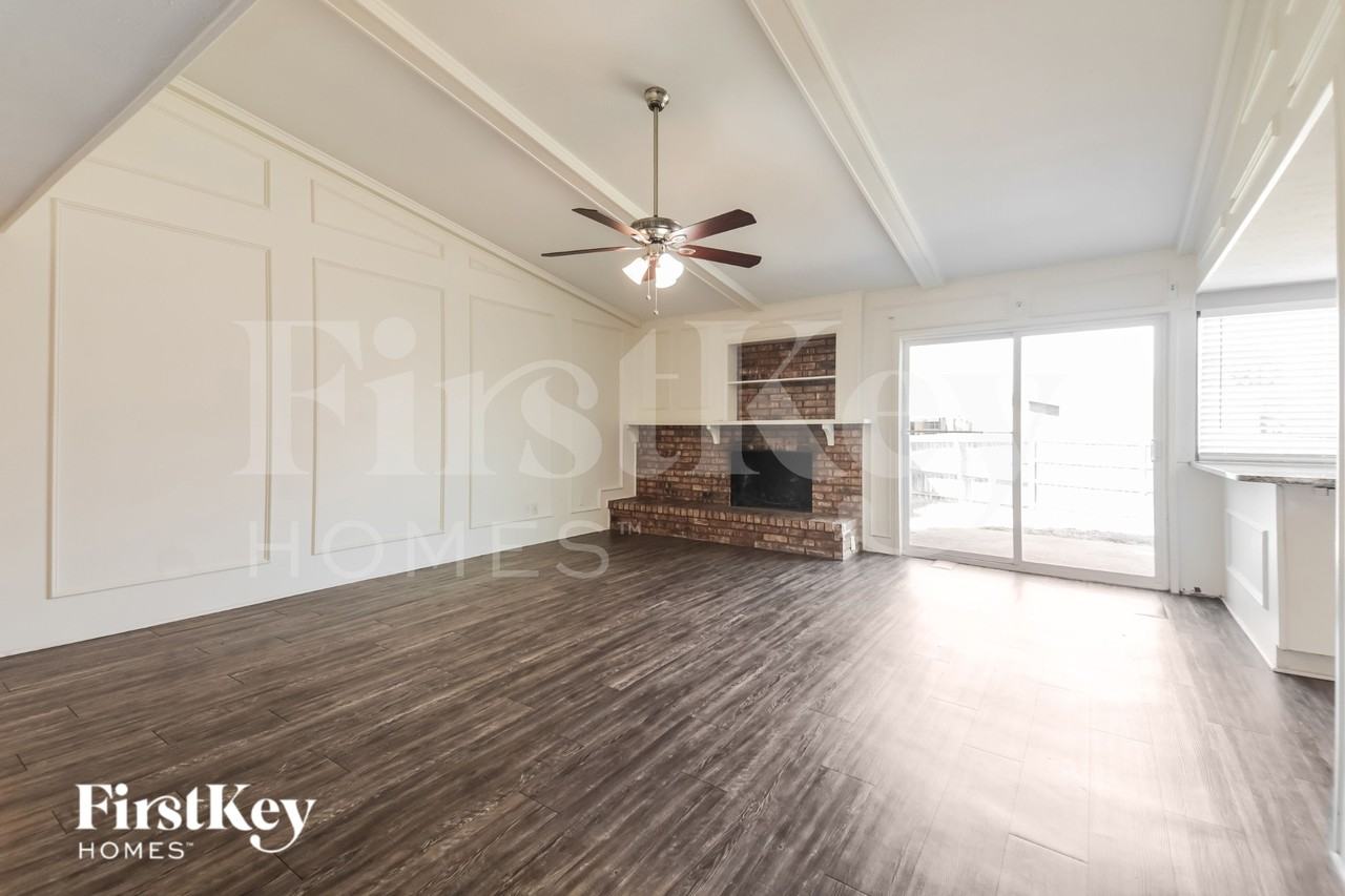 3729 Dumas Trl - Photo 5 of 20