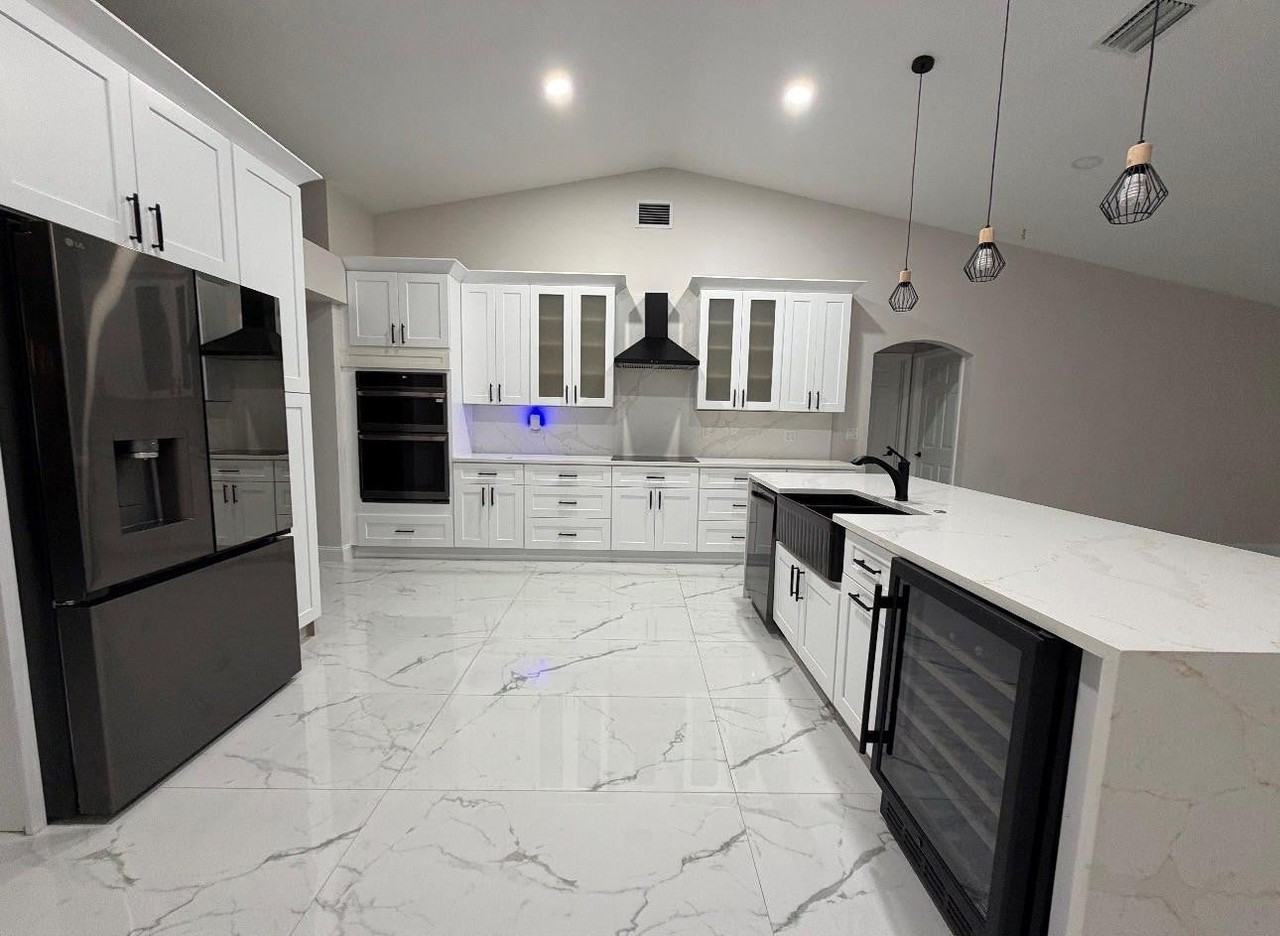 4255 Sw Daemon St - Photo 7 of 25