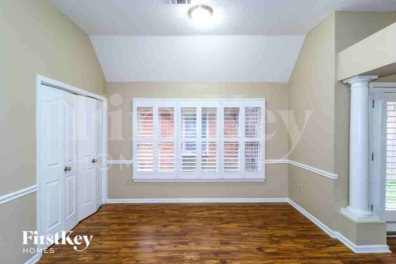 1529 Appling Wood Cv S - Photo 6 of 18