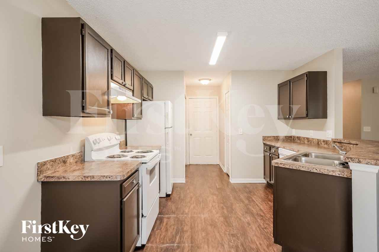 14995 Se 25th Ave - Photo 7 of 15