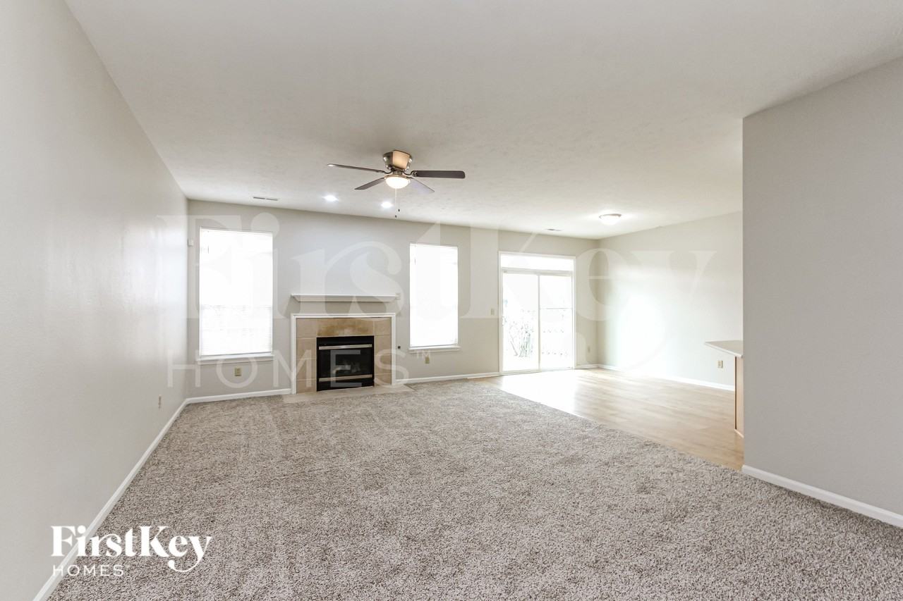 10 S Burkhart Dr - Photo 3 of 19