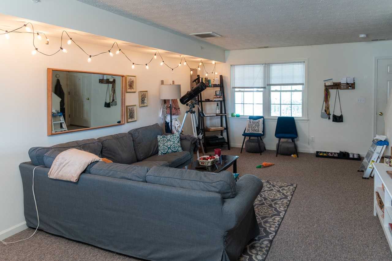 2201 Main St #101 - Photo 3 of 11