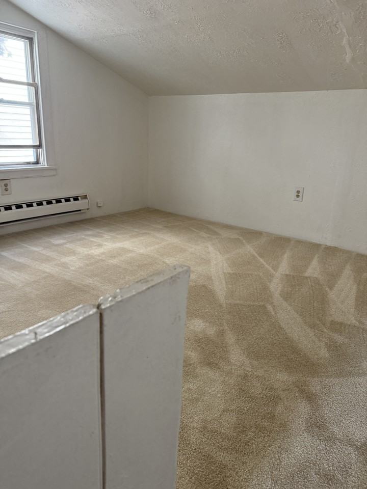 321 Washington St - Photo 5 of 9