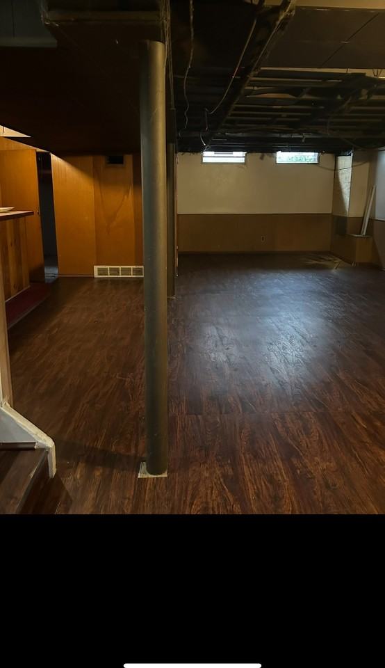 9571 Heyden St - Photo 3 of 20