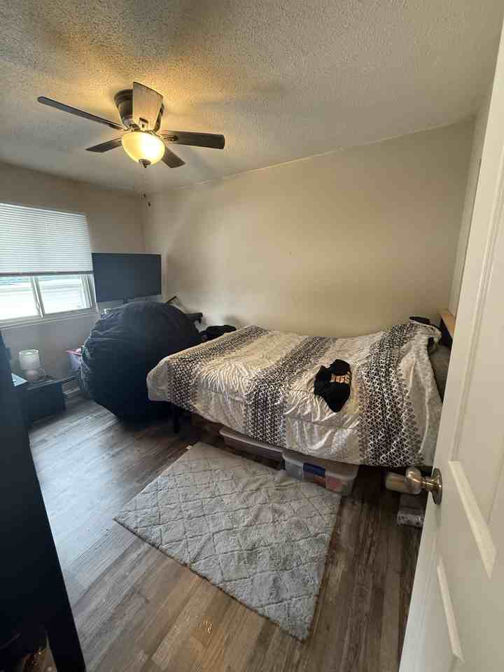 814 11th Ave Se #302 - Photo 2 of 6