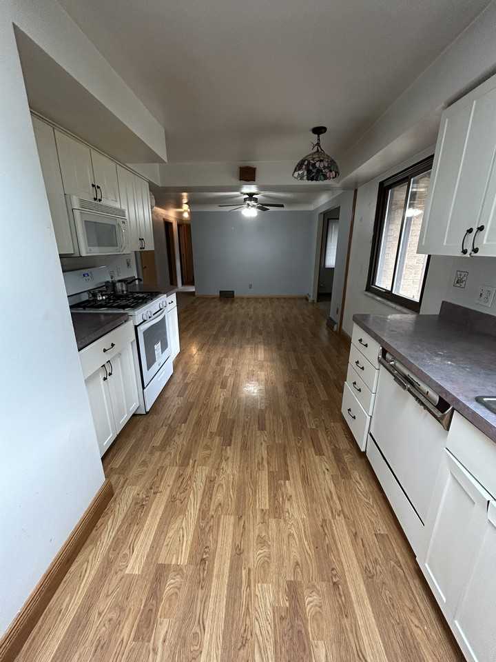 25922 Yeoman Drive - Photo 4 of 14