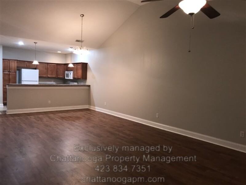 2704 Stone Trace Dr - Photo 4 of 17