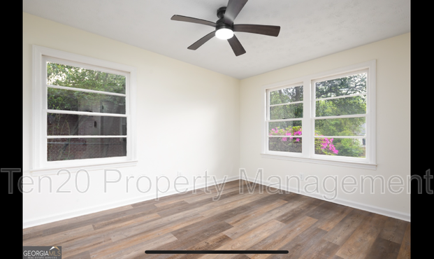 4228 Debby St - Photo 6 of 15