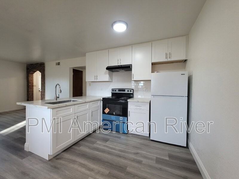 2803 Norcade Cir #1 - Photo 3 of 12