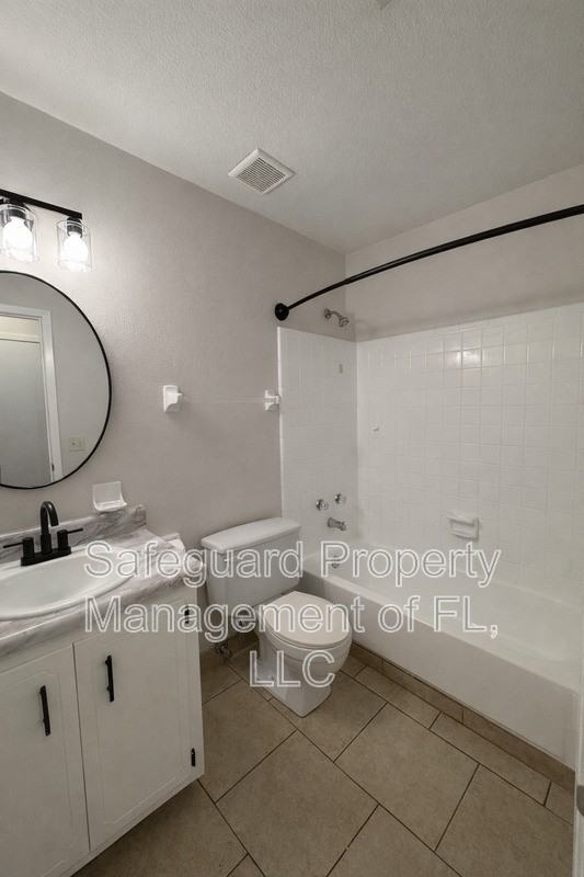 4185 Ravenwood Dr - Photo 6 of 12