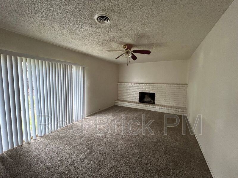 527 Sonora Ave - Photo 5 of 7