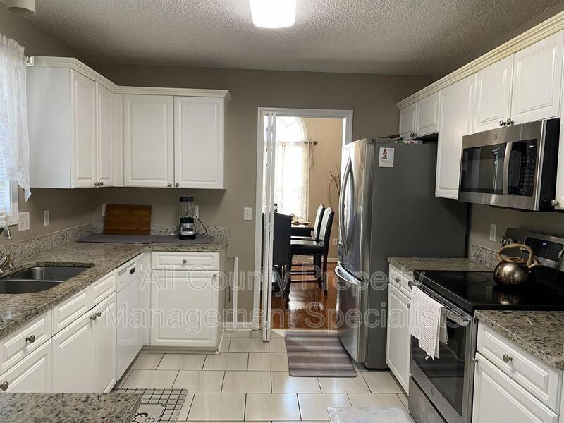 103 Long Needle Rd - Photo 4 of 15