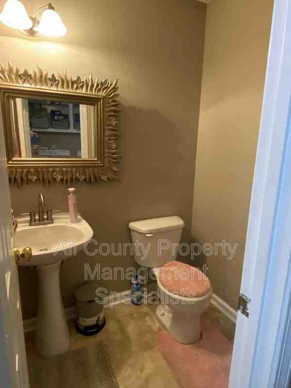 103 Long Needle Rd - Photo 7 of 15