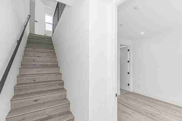 10851 1/2 Otsego St - Photo 2 of 19