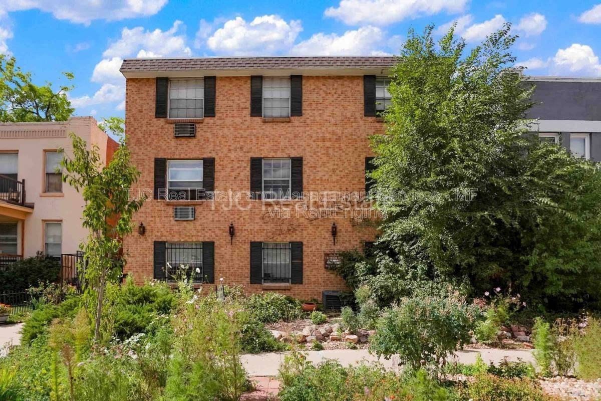 27 S Sherman St #102 - Photo 3 of 10