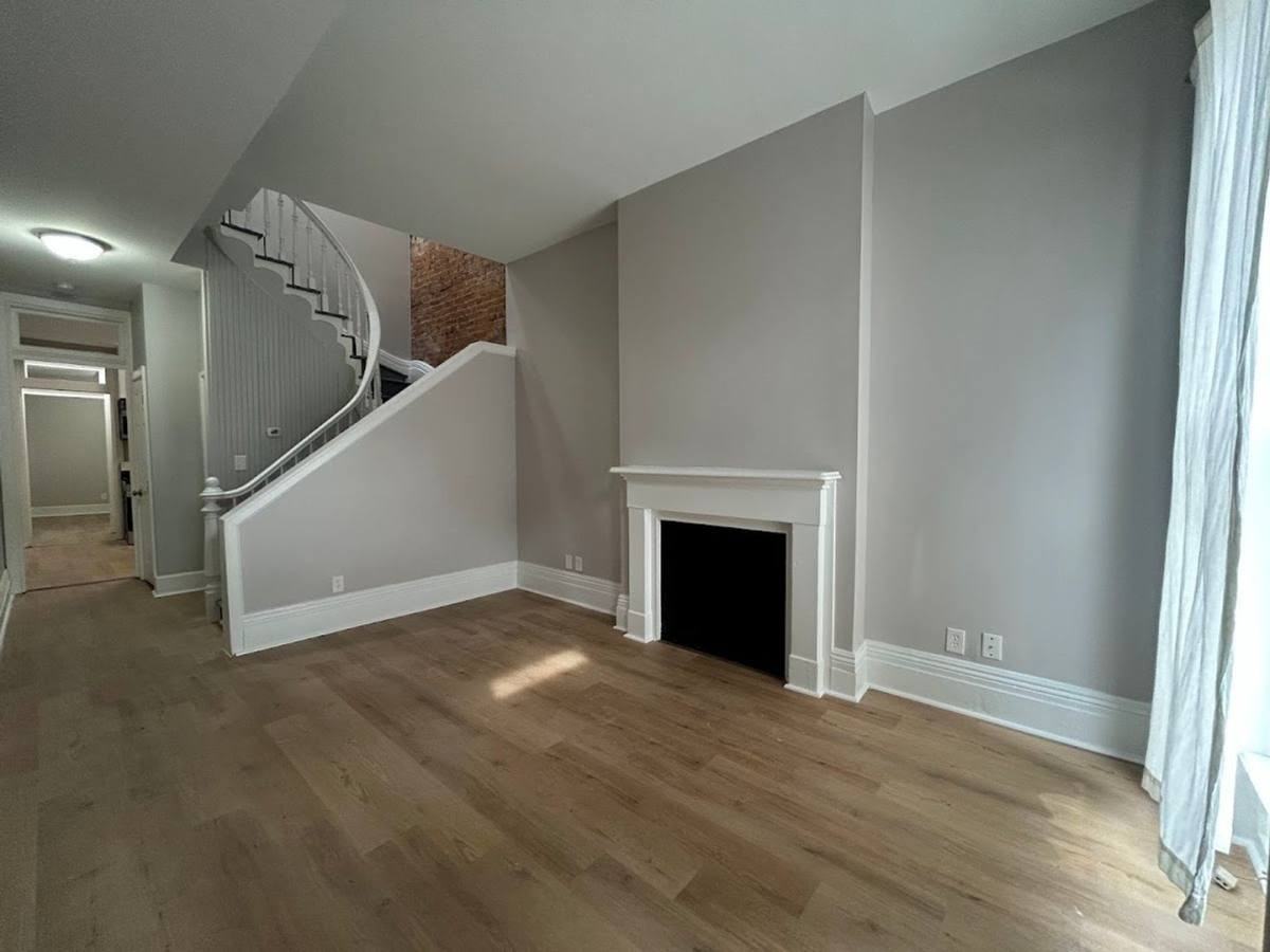 422 Chestnut St - Photo 3 of 10