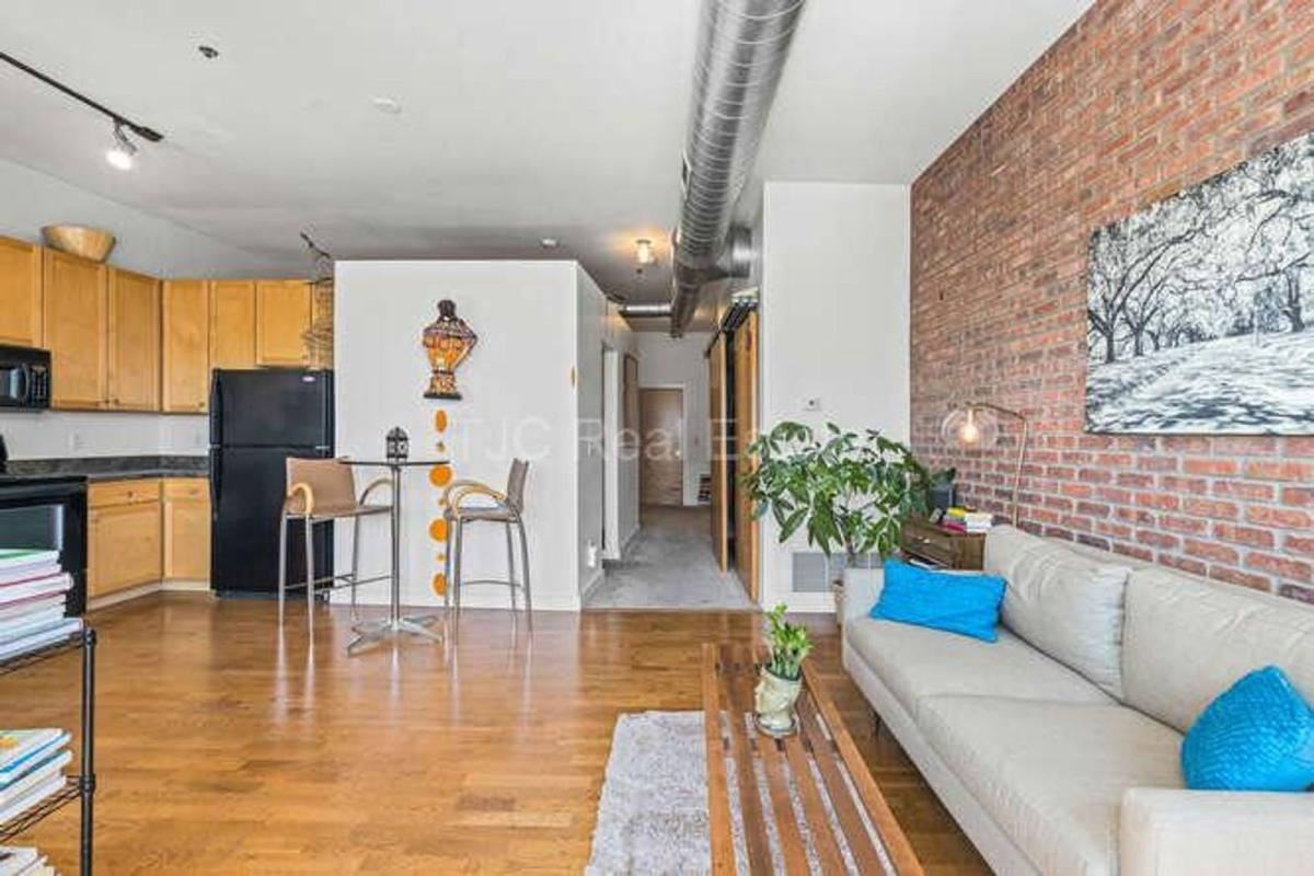 7700 E 29th Ave #310 - Photo 2 of 10