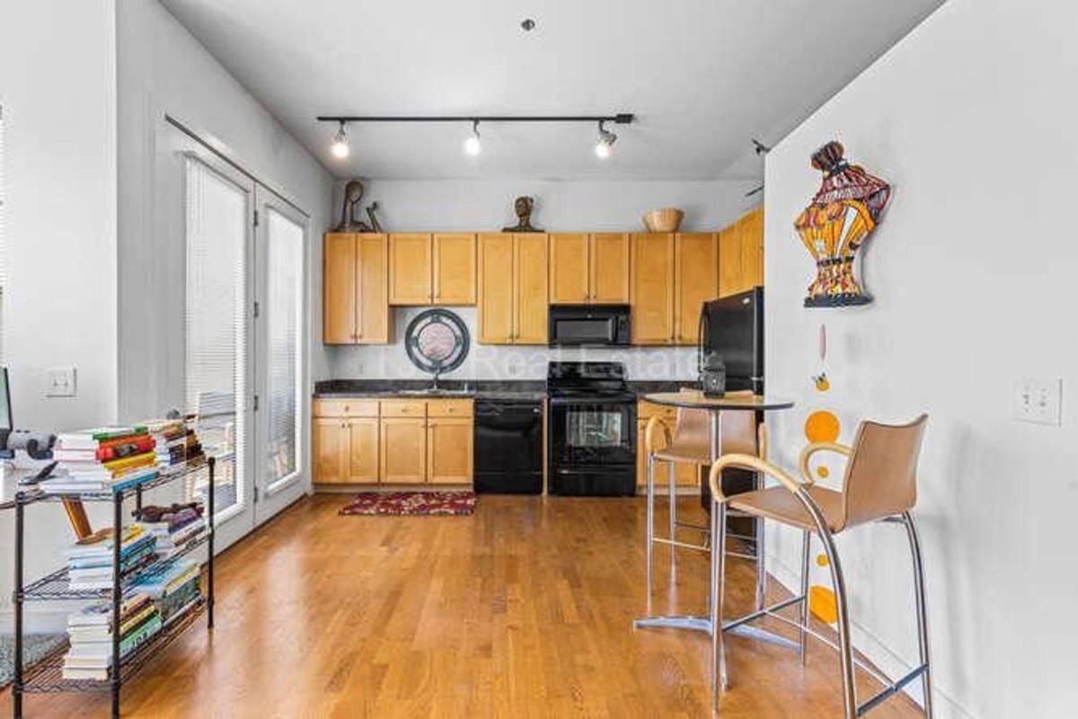 7700 E 29th Ave #310 - Photo 4 of 10