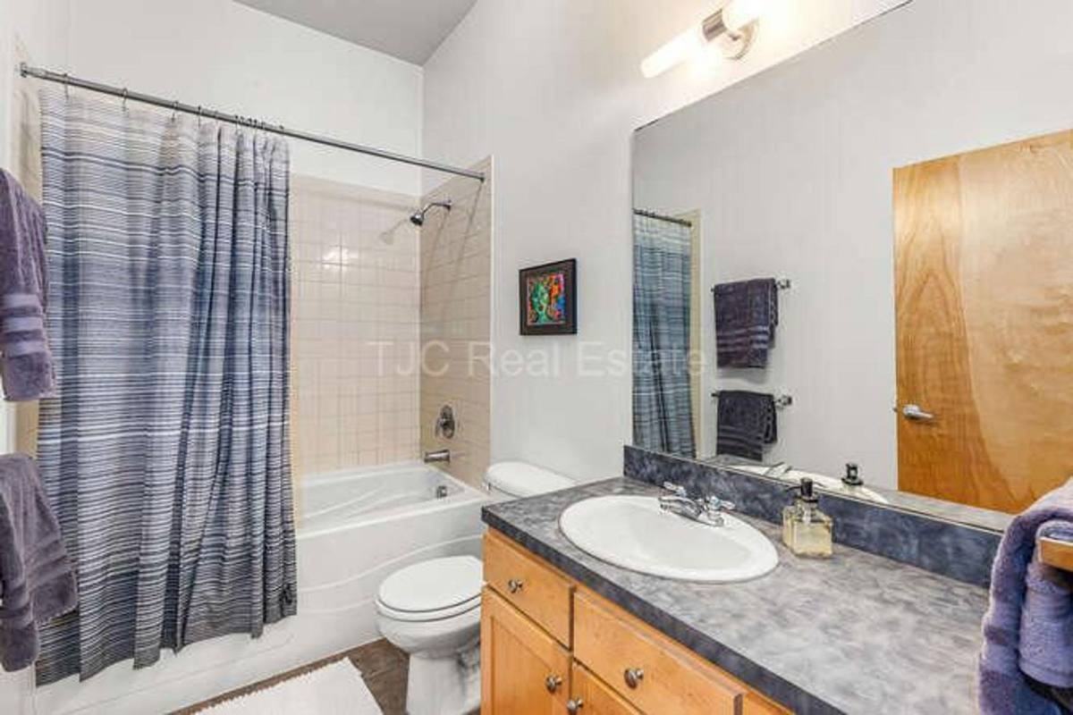 7700 E 29th Ave #310 - Photo 6 of 10