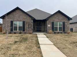 featured image of 7307 Vicky St