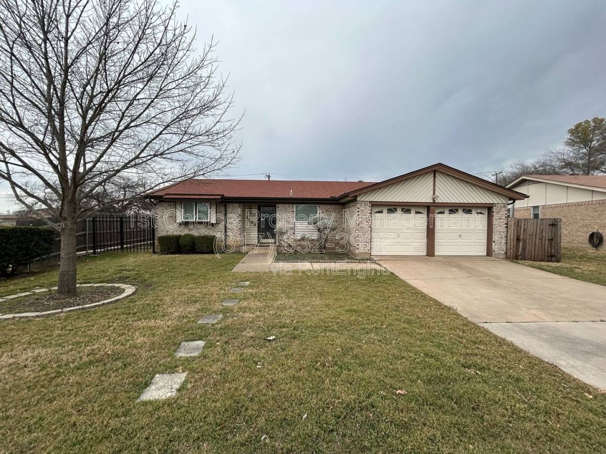 6409 Stardust Dr - Photo 2 of 10