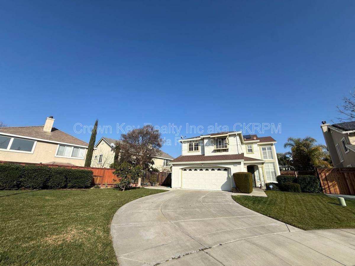 2670 Atherton Ct - Photo 2 of 10