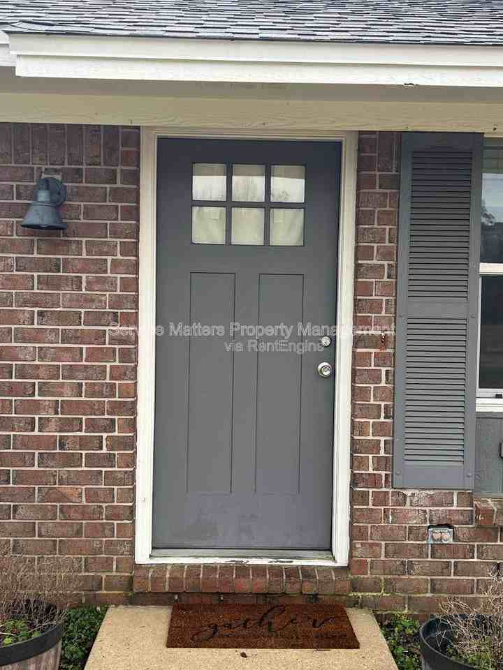 3747 Berryhill Rd - Photo 2 of 10