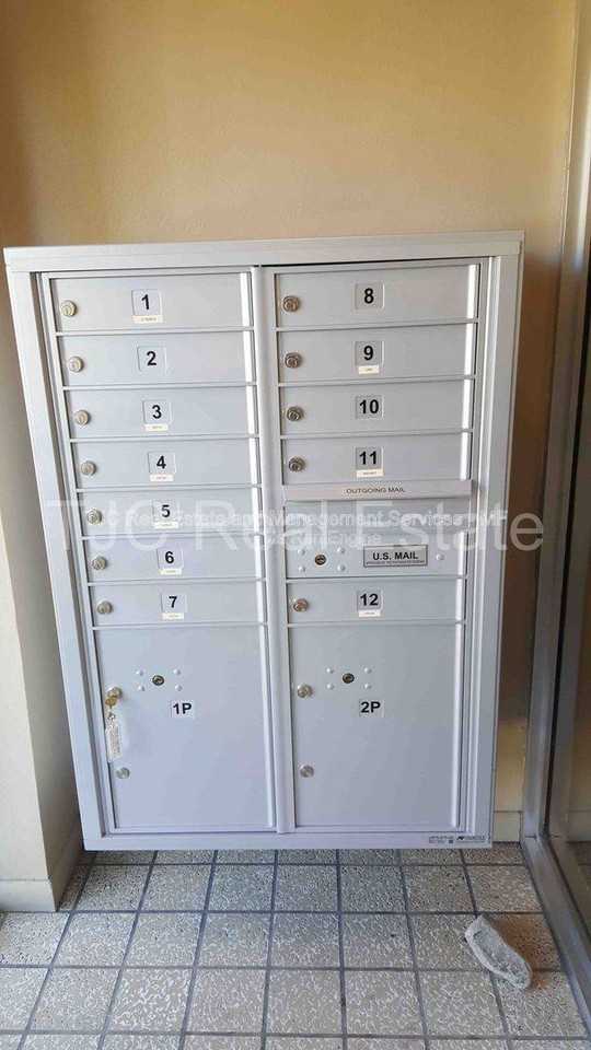 42 N Pearl St #201 - Photo 5 of 10