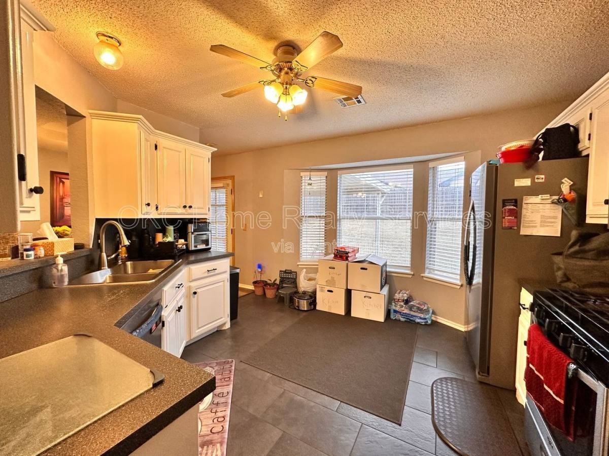 17316 Valley Crst - Photo 7 of 10