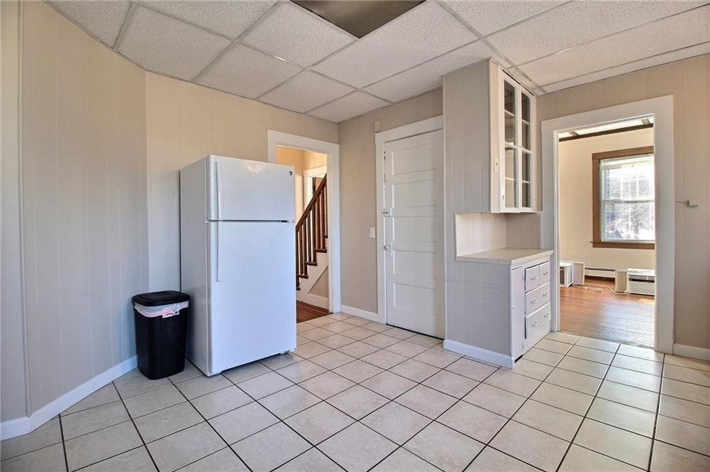 19 Greenman Ave ##2 - Photo 4 of 12