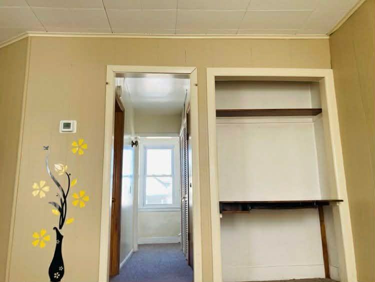 51 Pleasant St - Photo 7 of 14