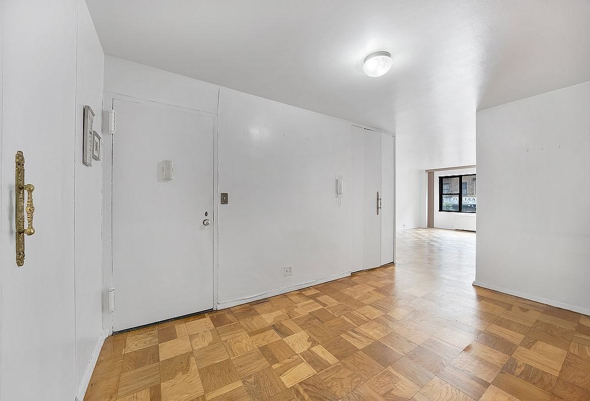 85 Livingston St #2K - Photo 4 of 8