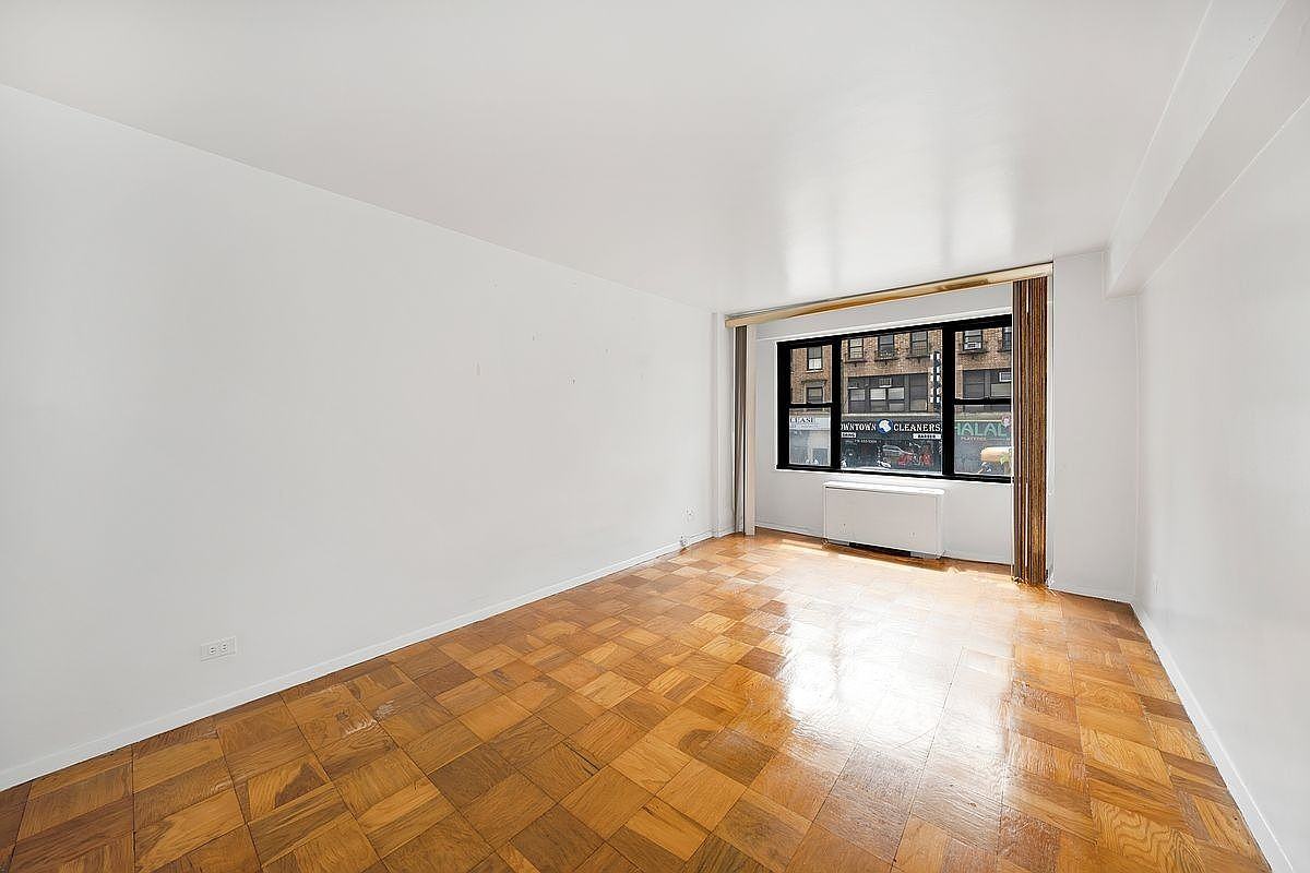 85 Livingston St #2K - Photo 6 of 8