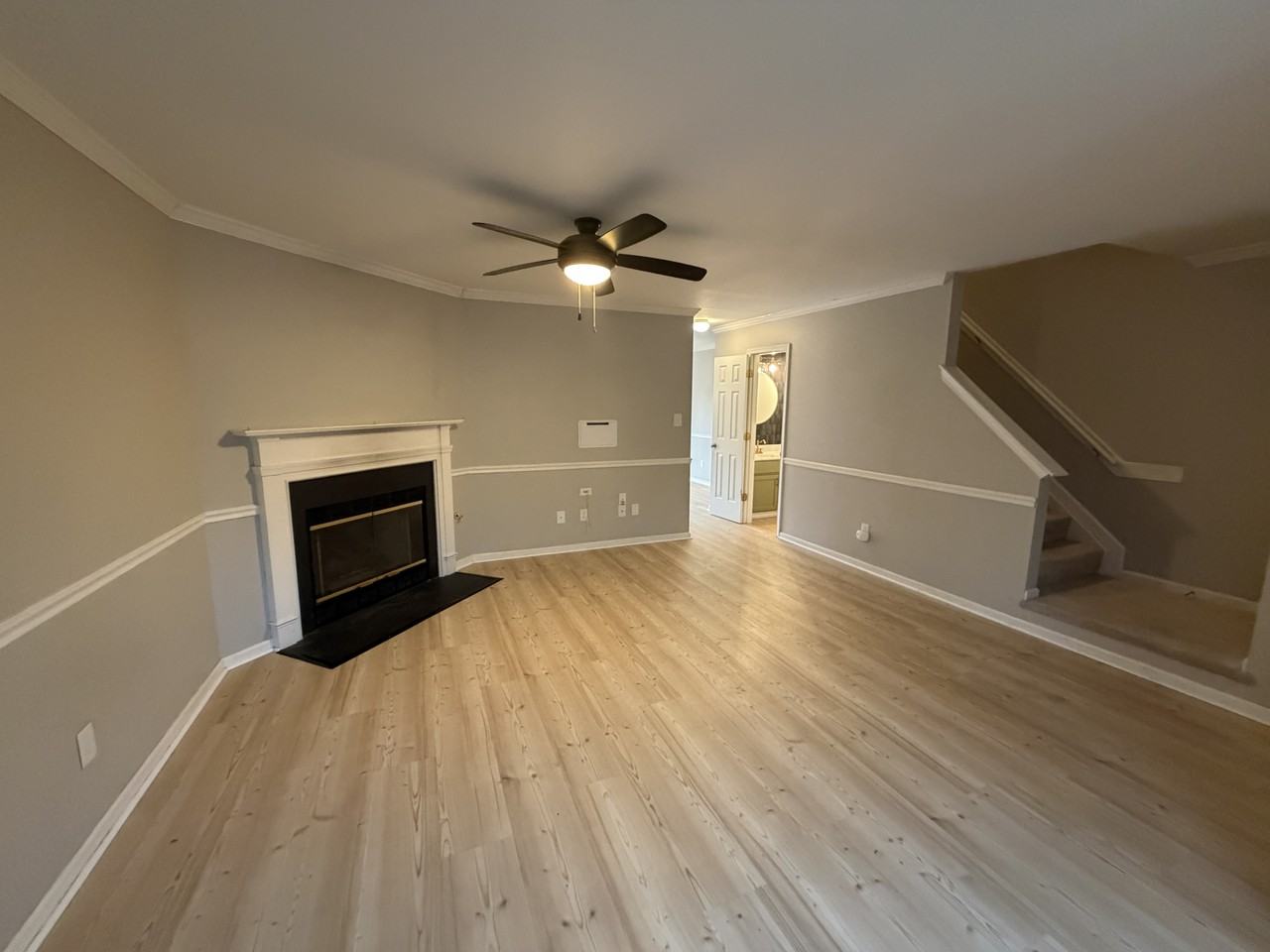 107 Gnarled Oak Ln - Photo 5 of 50