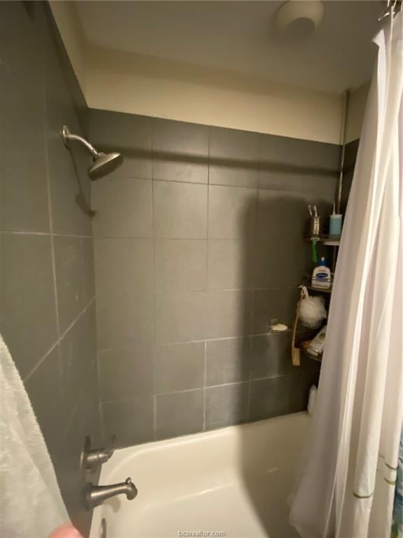 3802 College Main St #15 - Photo 5 of 19