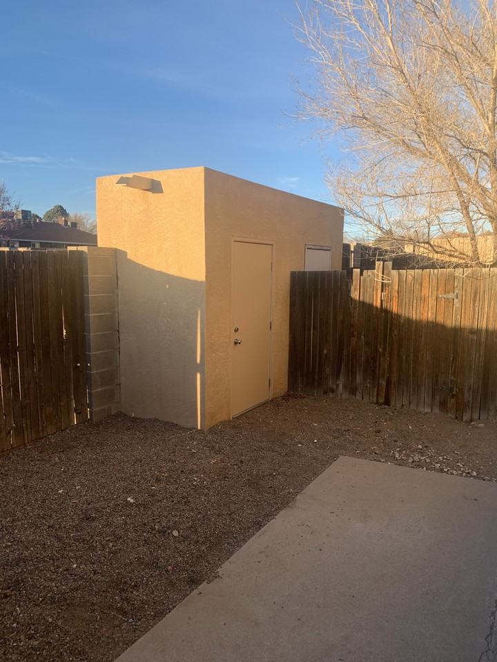 5321 Heritage Way Ne - Photo 7 of 18