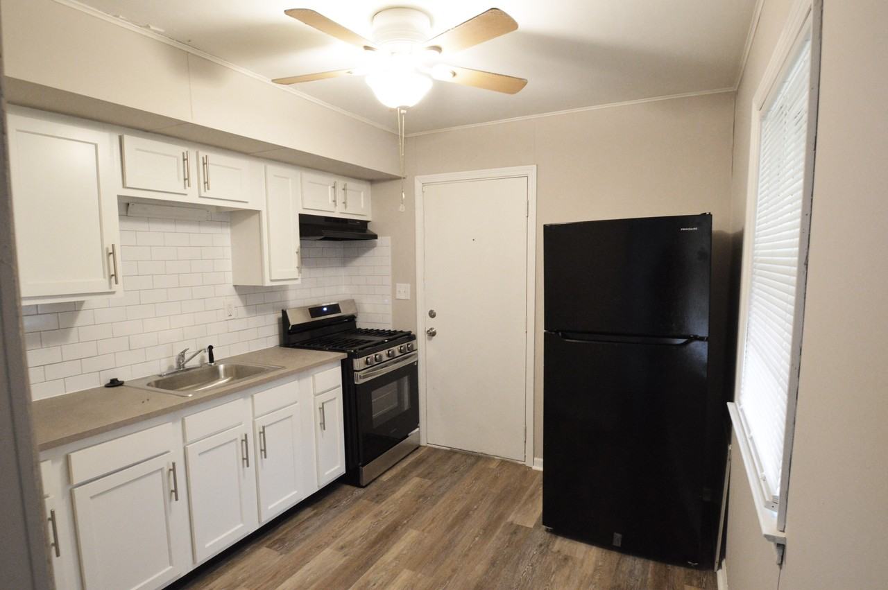 1317 Aberdeen Ave - Photo 7 of 19