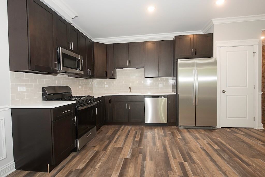 4115 S Michigan Ave #NA9 - Photo 4 of 20