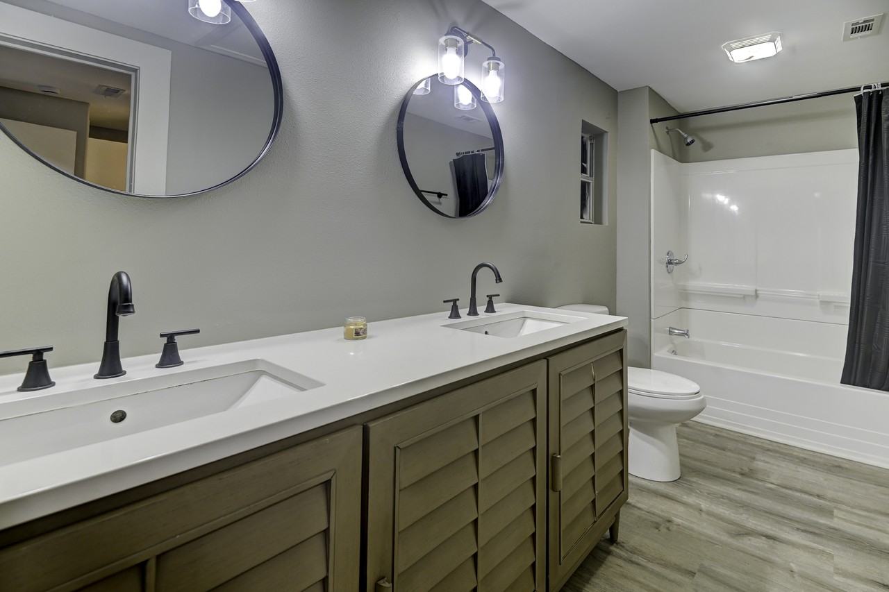 140 N Commerce St #NA - Photo 4 of 8